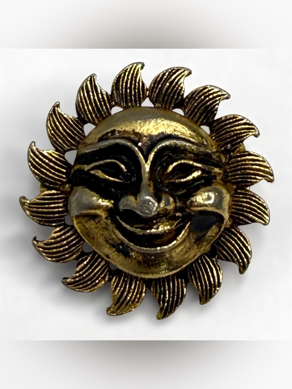 Vintage Gold Tone Sun Face Brooch Pin Smiling Man in the Sun Celestial 1”